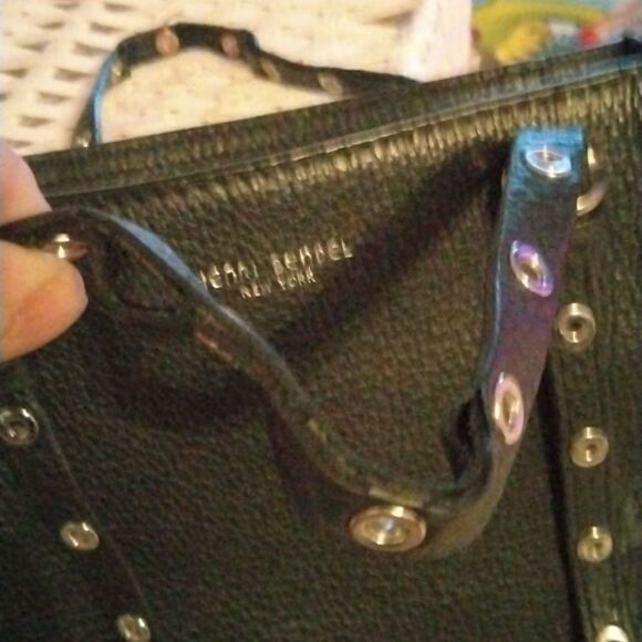 Henri Bendel   - Picture 13 of 13